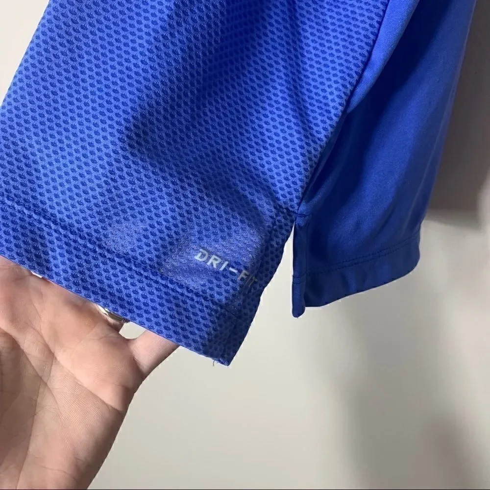 Nike small running top Cobalt blue with Nike logo (J1)
